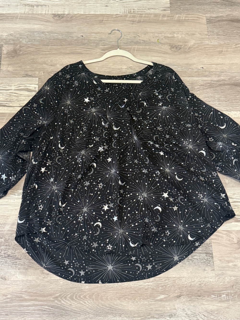 Torrid Harper Celestial Moon Stars Blouse Size 3